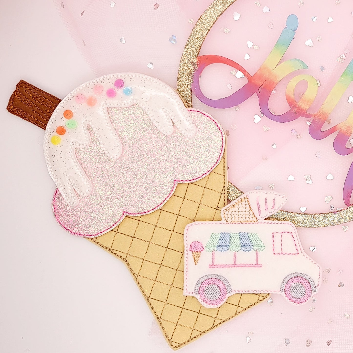 Shaker Ice-Cream & Truck Bow Holder