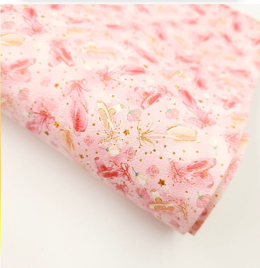 Ballet Pirouette Artisan Leatherette