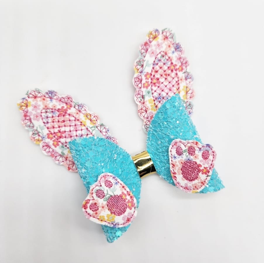 Scalloped Bunny Ears and Paws