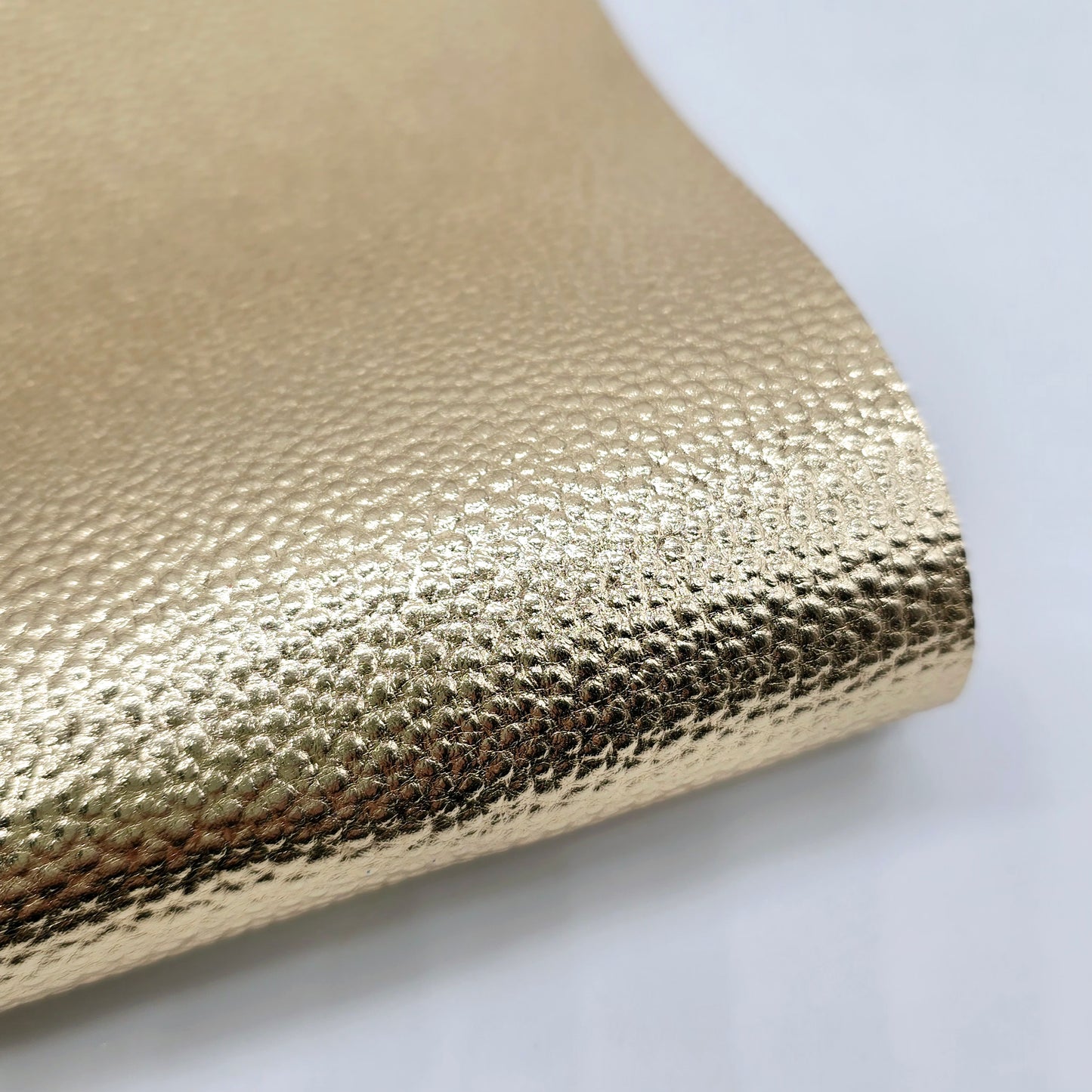 Metallic Litchi Leatherette in 2 Colours - sh3 c1/2