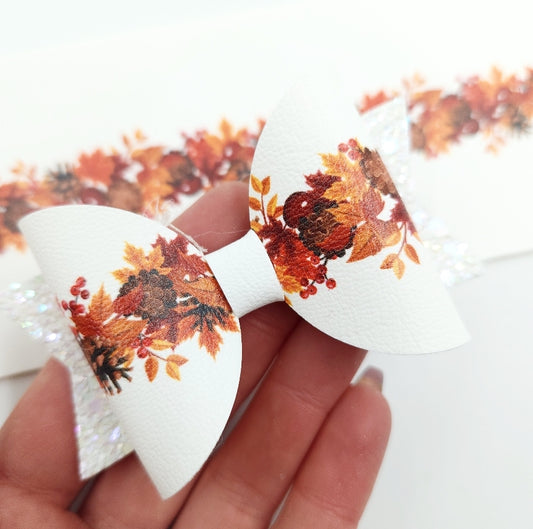 Autumn Leaves Border Leatherette Fabric Roll