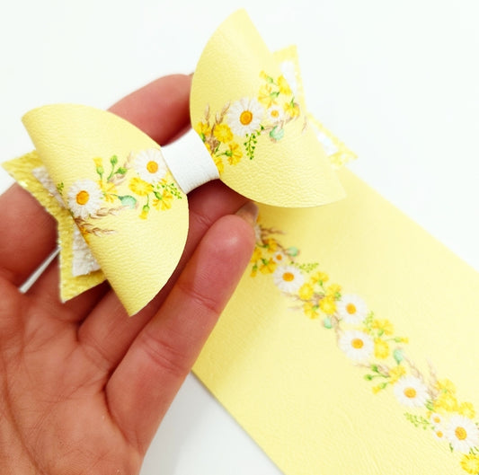 Daisies on Lemon Border Leatherette Fabric Roll